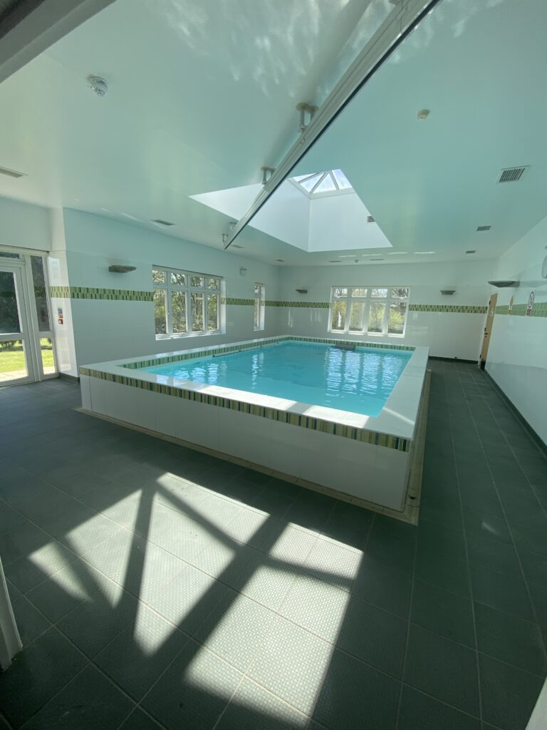 warnham_lodge_pool